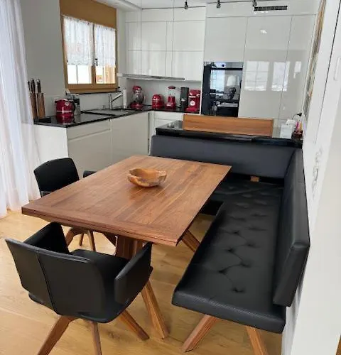 Modern Flat With View *